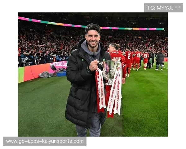 欧冠教练更迭带来球队战术风格剧变