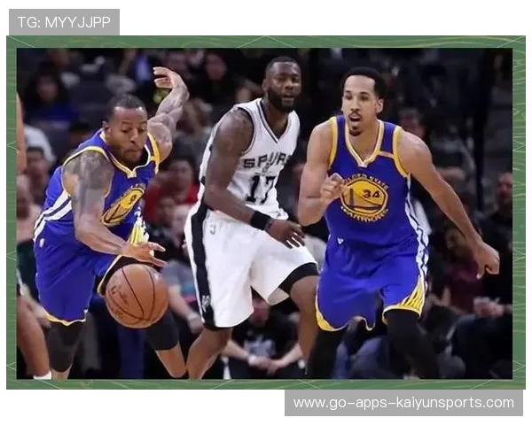 球队在板凳深度上取得优势成为赛季亮点，篮球中板凳是什么意思