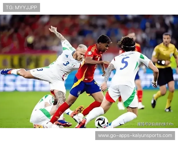 亚马尔连续摆脱三人，巴萨打穿肋部，巴萨球员阿尔巴